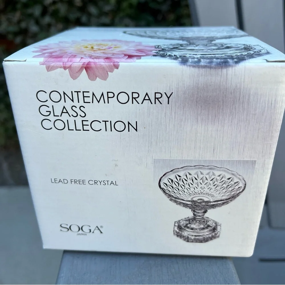 NIB Soga Contemporary Clear Glass Dahlia Footed Fruit & Candy Bowl Holiday Party